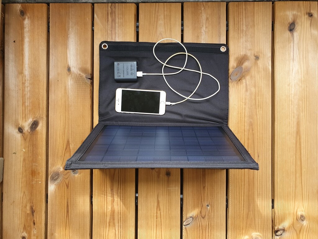 20 Watt Zonnepaneel Solarlader Opvouwbaar met USB en DC aansluiting