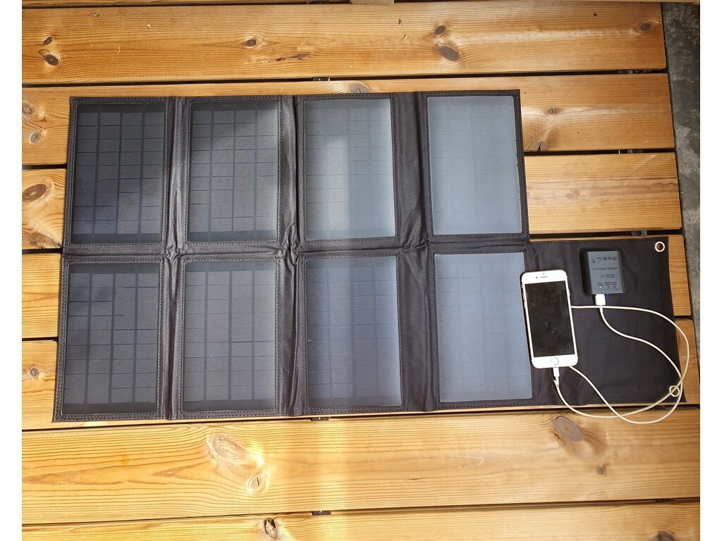 28 Watt Zonnepaneel Solarlader Opvouwbaar met USB en DC aansluiting