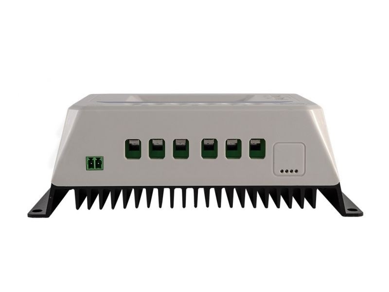 EPEVER VS3024AU 12V/24V 30A Laadregelaar | LCD Display & USB