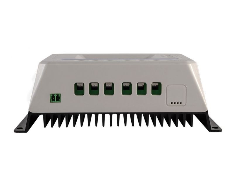 EPEVER VS4524AU 12V/24V 45A Laadregelaar| LCD Display & USB