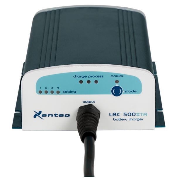 Xenteq Acculader LBC 512-15XTR | 230Vac, 12Vdc, 15Amp